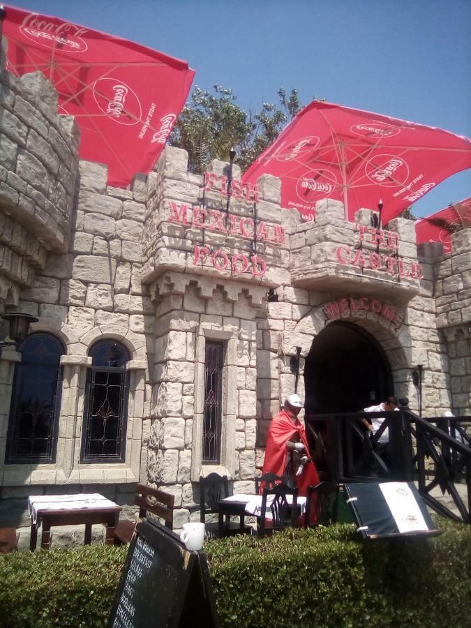 Santa Sofia Studio Apartment Pantai Sunny Luaran gambar